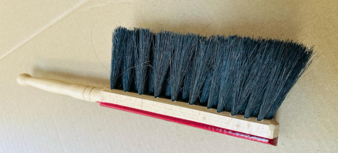 30 cm Natural Horsehair Precision Cleaning Brush – 6-Row Soft Bristle Masonry & Indoor Dust Removal Tool with Ergonomic Wooden Handle
